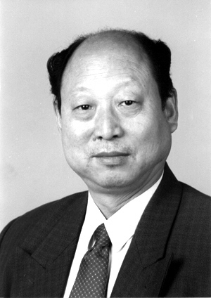 薄敬华：调适精神 饮食有节